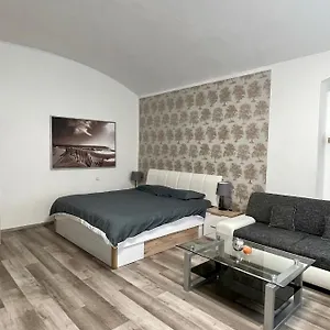  Apartamento Wenceslas Square Two-floor