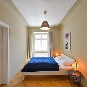 Celetna 27 Daire